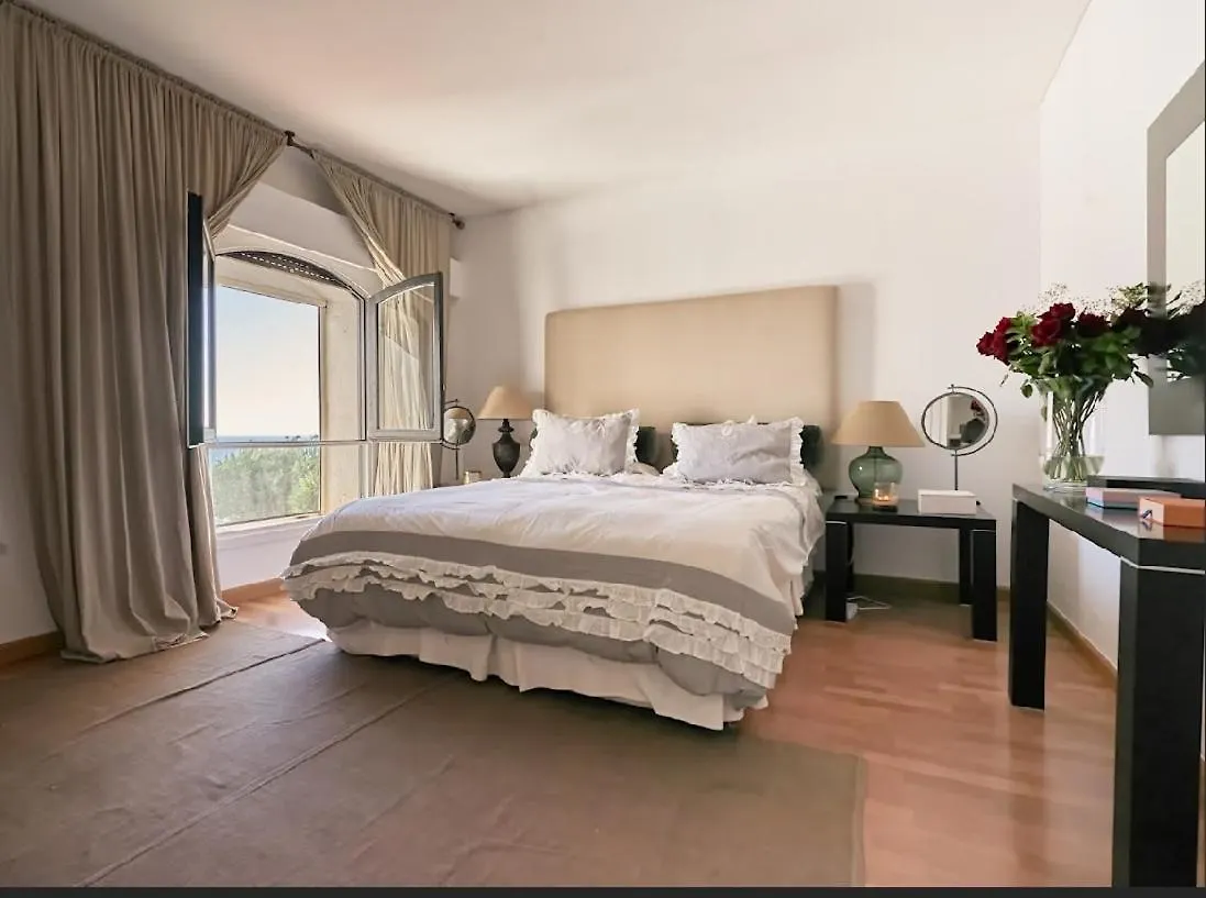 Проживание в семье Luxury 3 Bed Flat - Beachfront In Puerto Banus Марбелья